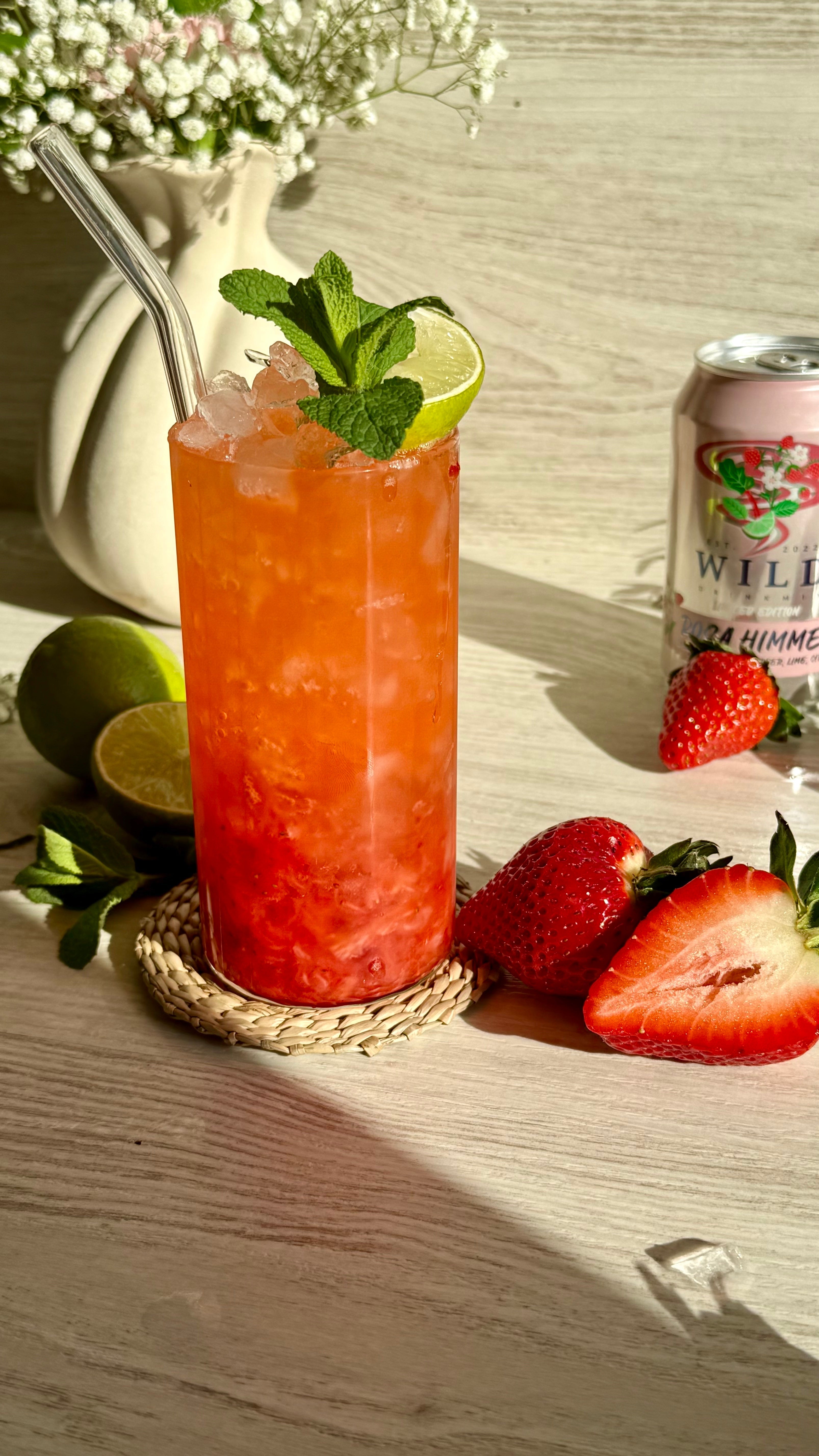 Jordgubbs & rabarbermojito - Alkoholfri